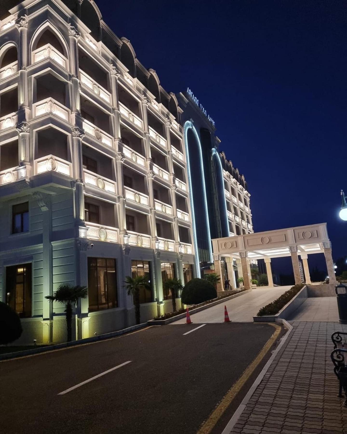 Ayan Palace Hotel Tovuz 外观 照片
