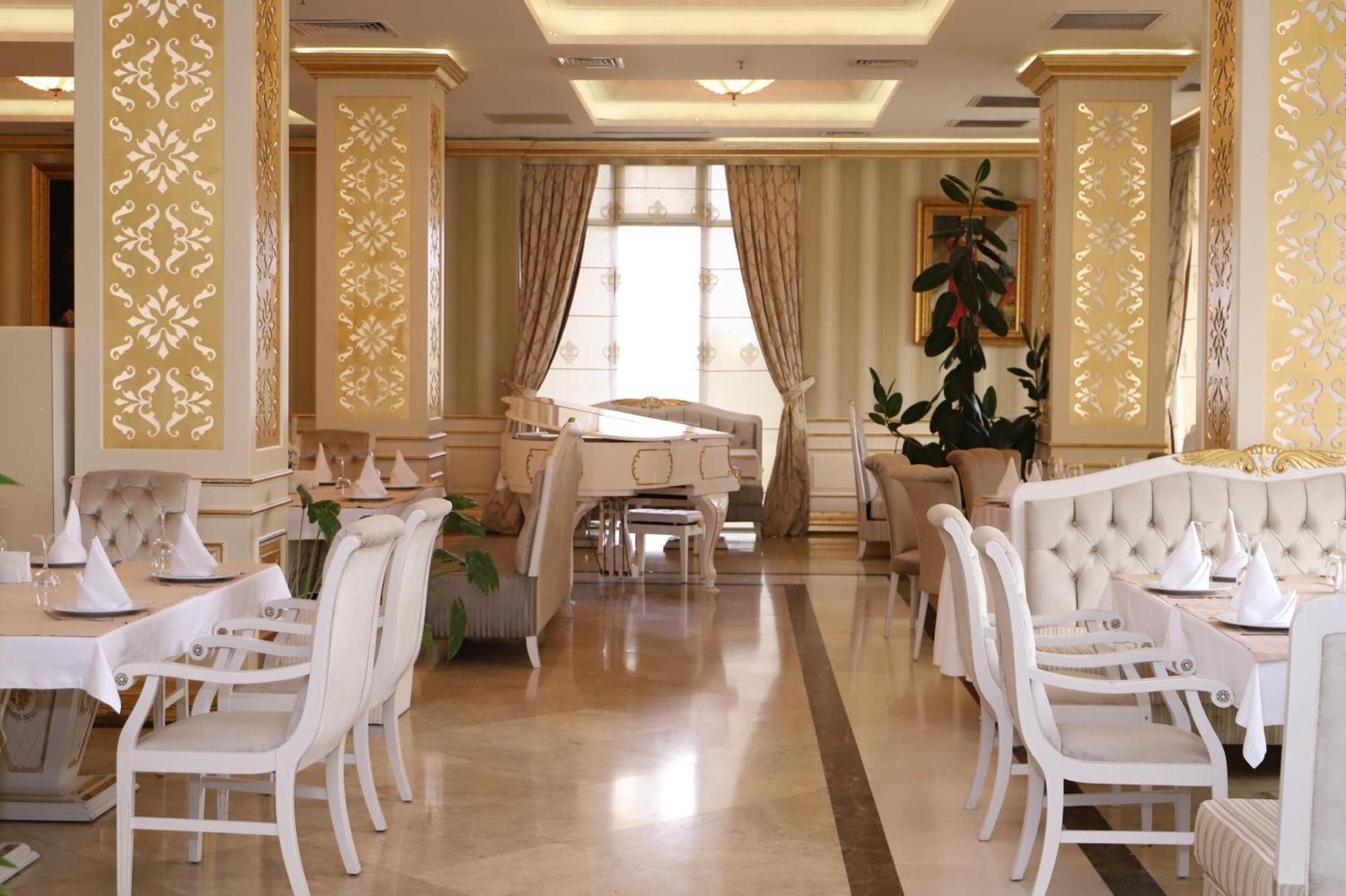 Ayan Palace Hotel Tovuz 外观 照片
