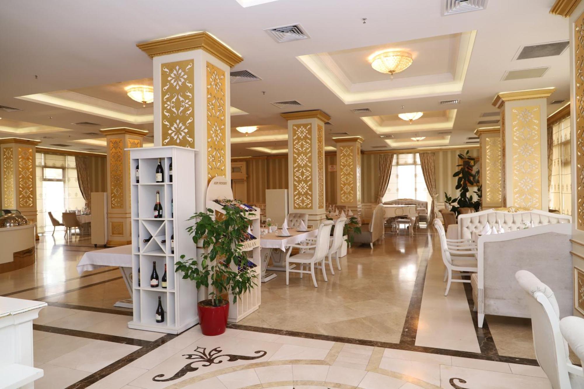Ayan Palace Hotel Tovuz 外观 照片