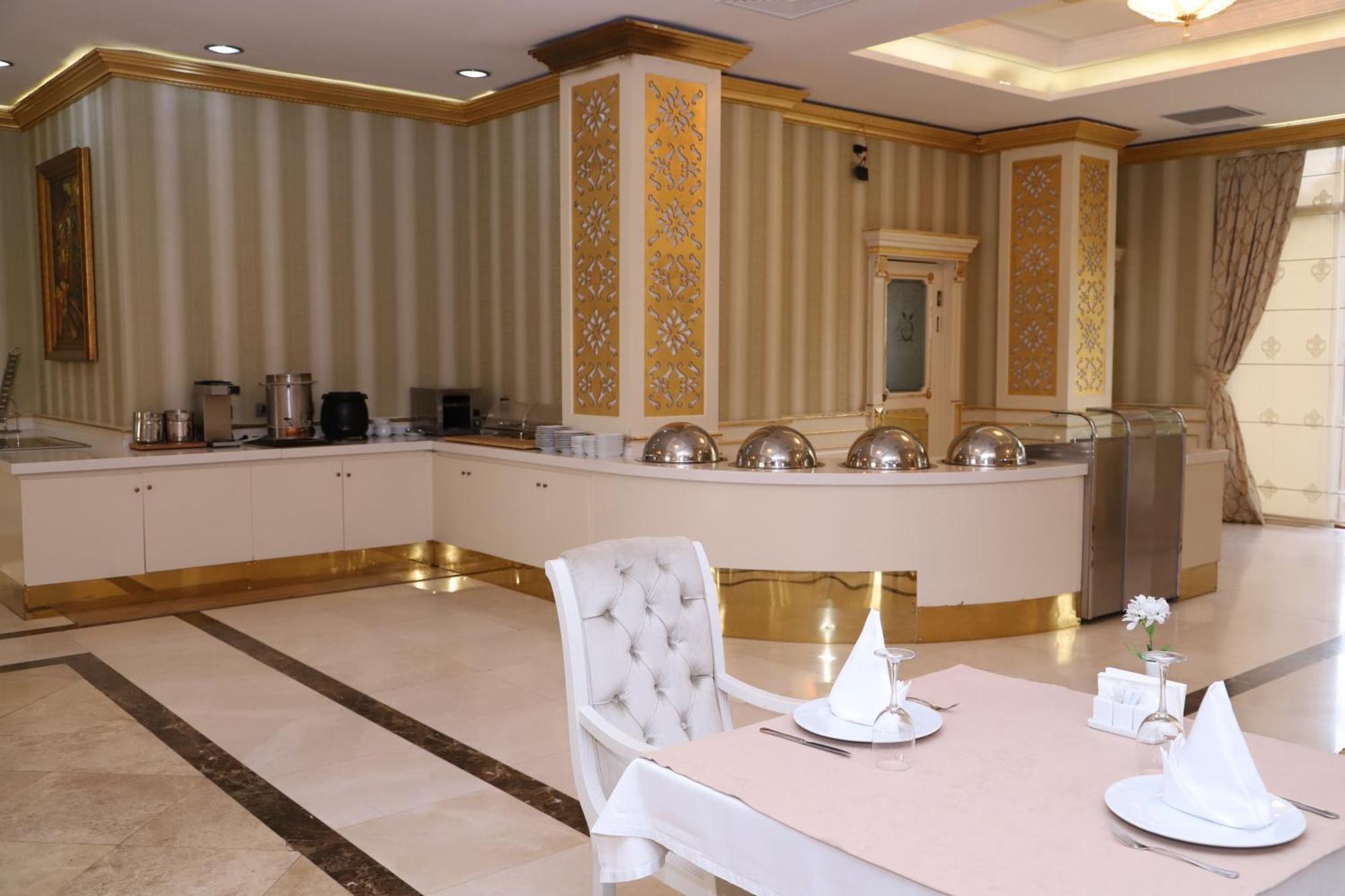 Ayan Palace Hotel Tovuz 外观 照片