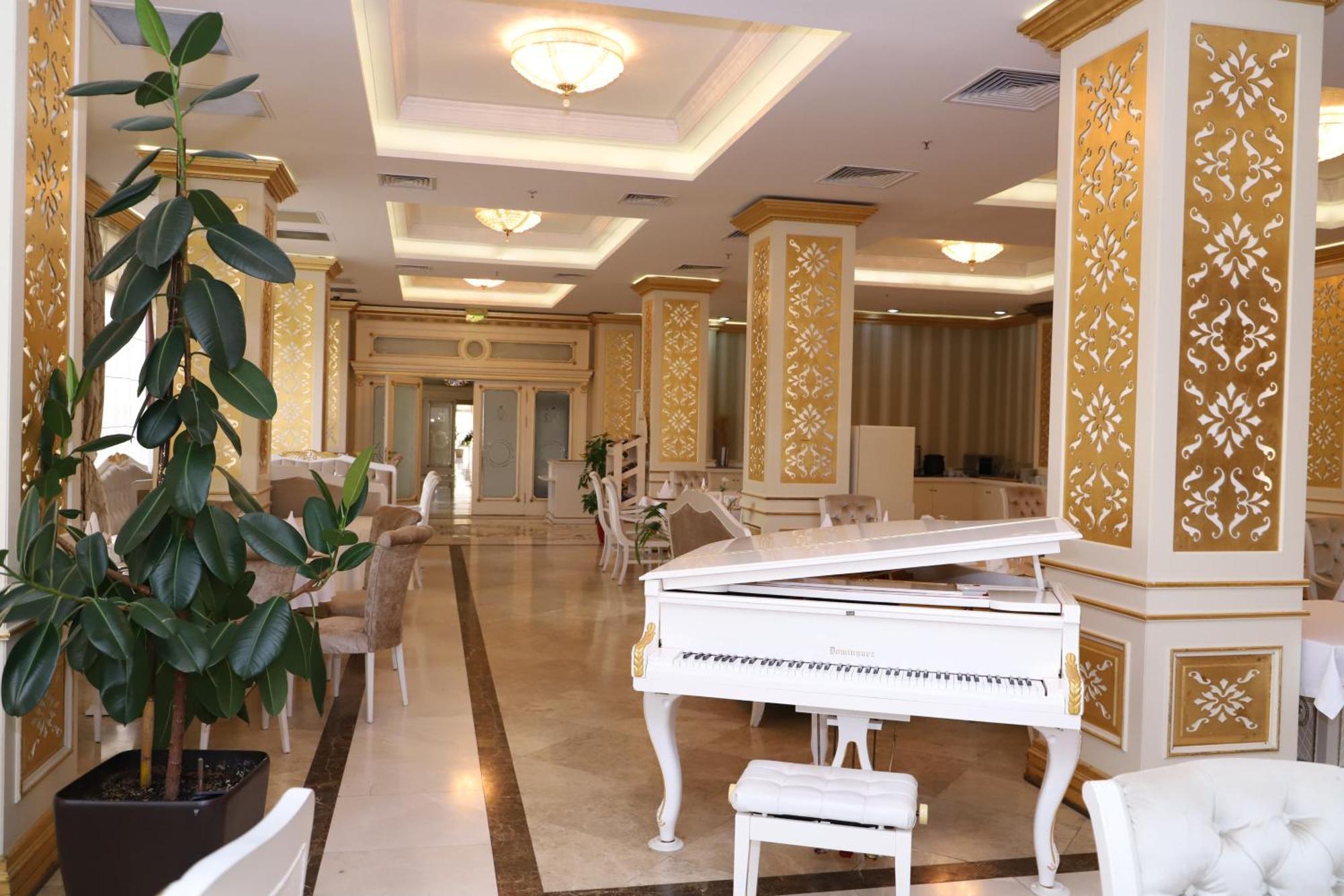 Ayan Palace Hotel Tovuz 外观 照片